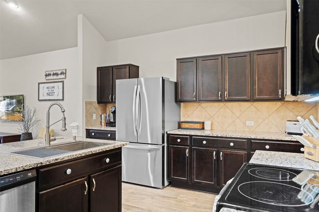 204 Armano Bayou Way, House other with 4 bedrooms, 3 bathrooms and 6 parking in Hutto TX | Image 14