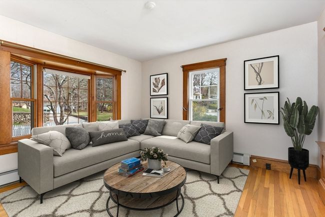 32 Farrington St, House other with 3 bedrooms, 2 bathrooms and 3 parking in Franklin MA | Image 9