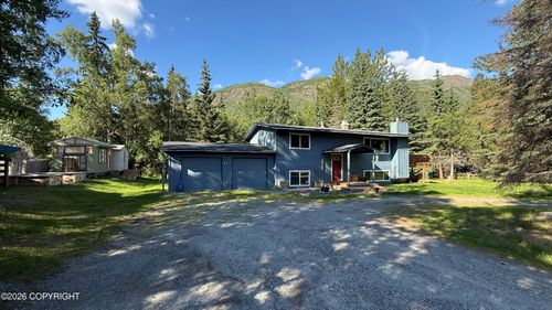 20251 Eagle River Rd, Eagle River, AK, 99577-6800 | Card Image
