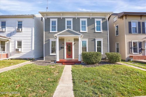 316 N 4th Street, Lewisburg, PA, 17837 | Card Image