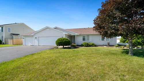 347 Misty Meadow Ln, DAVIS JUNCTION, IL, 61020-9443 | Card Image