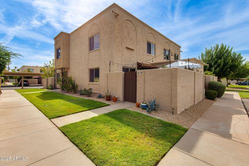 8129 E Glenrosa Ave, Scottsdale, AZ, 85251-2732 | Card Image