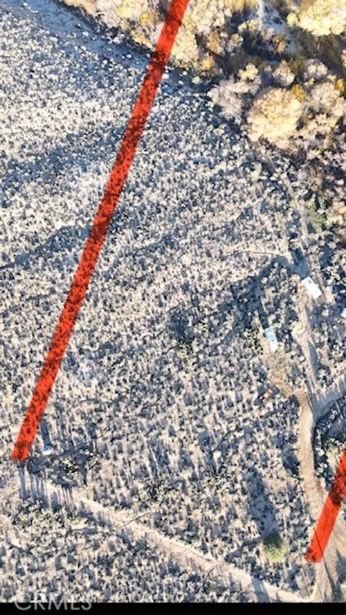 2 Fremont St, Weldon, CA, 93283-8009 | Card Image