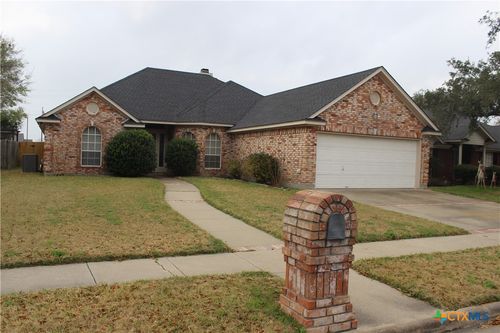 504 Vista Cv, Victoria, TX, 77904-1310 | Card Image
