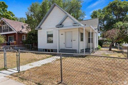 203 30th St, Ogden, UT, 84401-3726 | Card Image