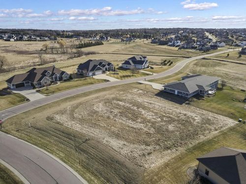 L16 Covered Bridge Trl, Sun Prairie, WI, 53590 | Card Image