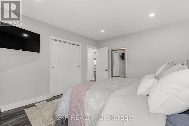 4382 Central Avenue, House other with 5 bedrooms, 2 bathrooms and 5 parking in Lincoln (Beamsville) ON | Image 14
