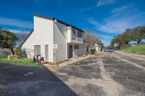 b15-1101 Parkview Dr, Canyon Lake, TX, 78133 | Card Image