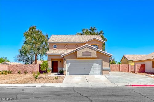 1072 Gurneys Eagle Ave, Henderson, NV, 89015-8504 | Card Image