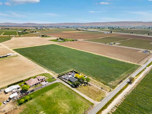 TBD N County Line Rd, Grandview, WA, 98930 | Card Image