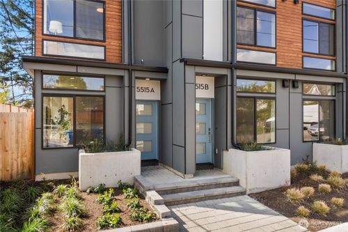 a-5515 A 9th Ave Nw, Seattle, WA, 98107-2816 | Card Image
