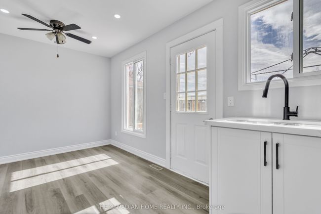 6596 Harmony Ave, House attached with 4 bedrooms, 2 bathrooms and 3 parking in Niagara Falls ON | Image 22