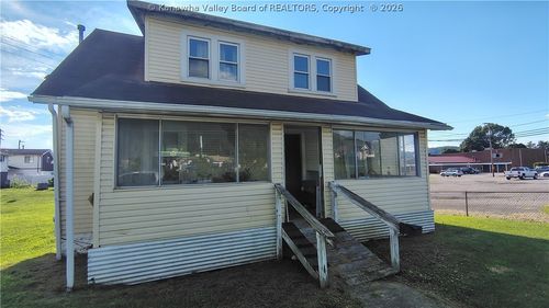 14 Layne Ave, Nitro, WV, 25143-1235 | Card Image