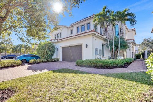 5957 Brookfield Cir, Hollywood, FL, 33312 | Card Image