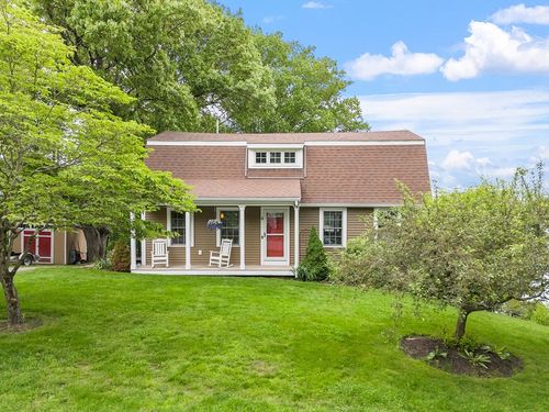 4 Elizabeth Rd, Hudson, MA, 01749-3111 | Card Image