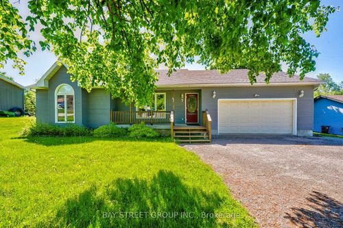 7 Agnes St, Oro Medonte, ON, L0K1N0 | Card Image