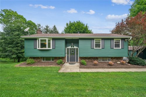 218 4th Street Ext, Houston, PA, 15342-1348 | Card Image