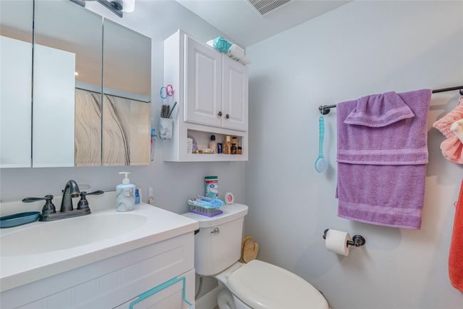 APT-708B - 3910 Inverrary Blvd, Condo with 3 bedrooms, 3 bathrooms and null parking in Lauderhill FL | Image 17