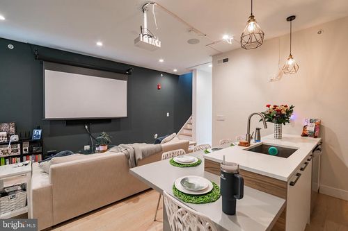 3-1612 Germantown Ave, PHILADELPHIA, PA, 19122-3038 | Card Image