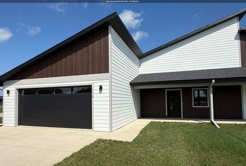 114 34th Ave W, Spencer, IA, 51301-2311 | Card Image