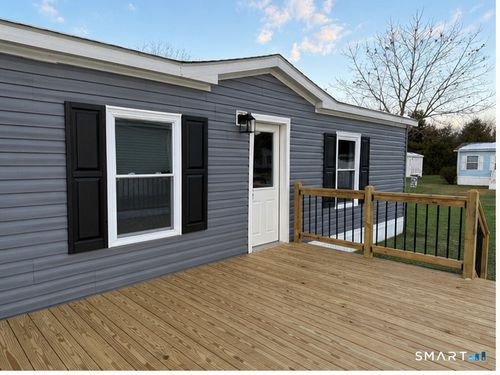 28 Circle Dr, North Windham, CT, 06256-1024 | Card Image