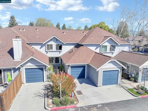 17106 Creekside Cir, Morgan Hill, CA, 95037-4622 | Card Image