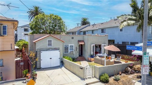 3908 E Verde Ct, Long Beach, CA, 90804-4174 | Card Image