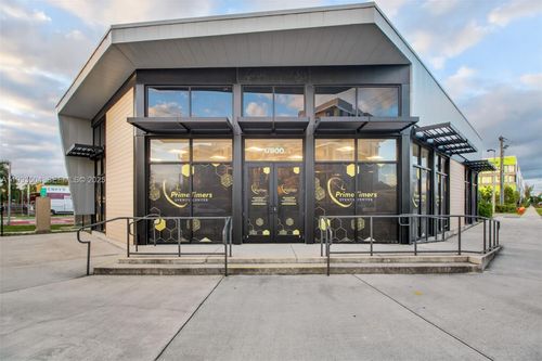 17800 Cleveland Ave, Miami, FL, 33157-5464 | Card Image