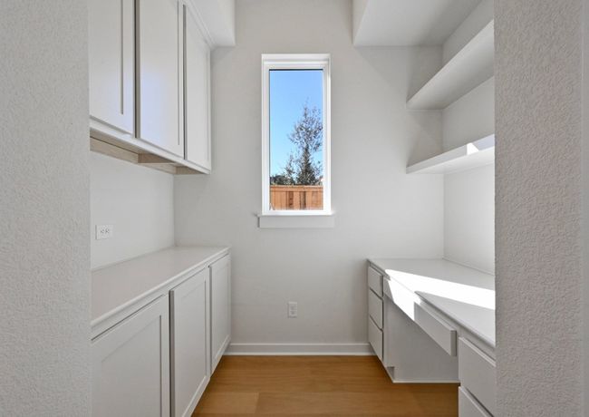 Work Area | Image 18