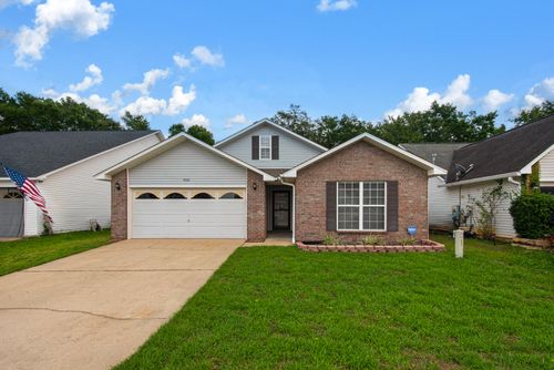 925 Claeven Cir, Fort Walton Beach, FL, 32547-4266 | Card Image
