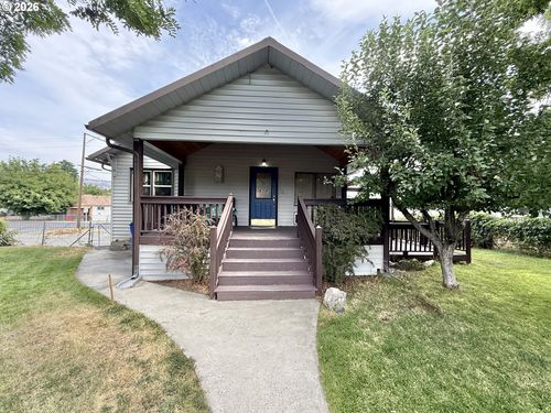 210 Nw Canton St, John Day, OR, 97845-1183 | Card Image
