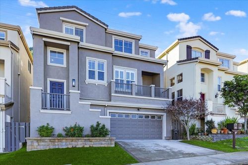 209 Bay Ridge Dr, Daly City, CA, 94014-1570 | Card Image