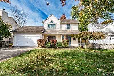 7827 Briarbrook Drive, Home with 3 bedrooms, 1 bathrooms and null parking in Ypsilanti Twp MI | Image 1