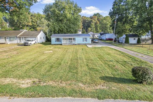 512 Collins St, Bremen, OH, 43107-1012 | Card Image