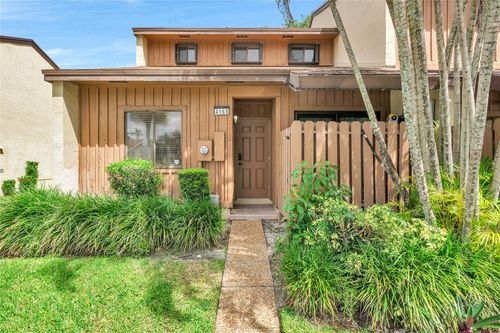 4165-4165 S Pine Island Rd, Davie, FL, 33328-2832 | Card Image