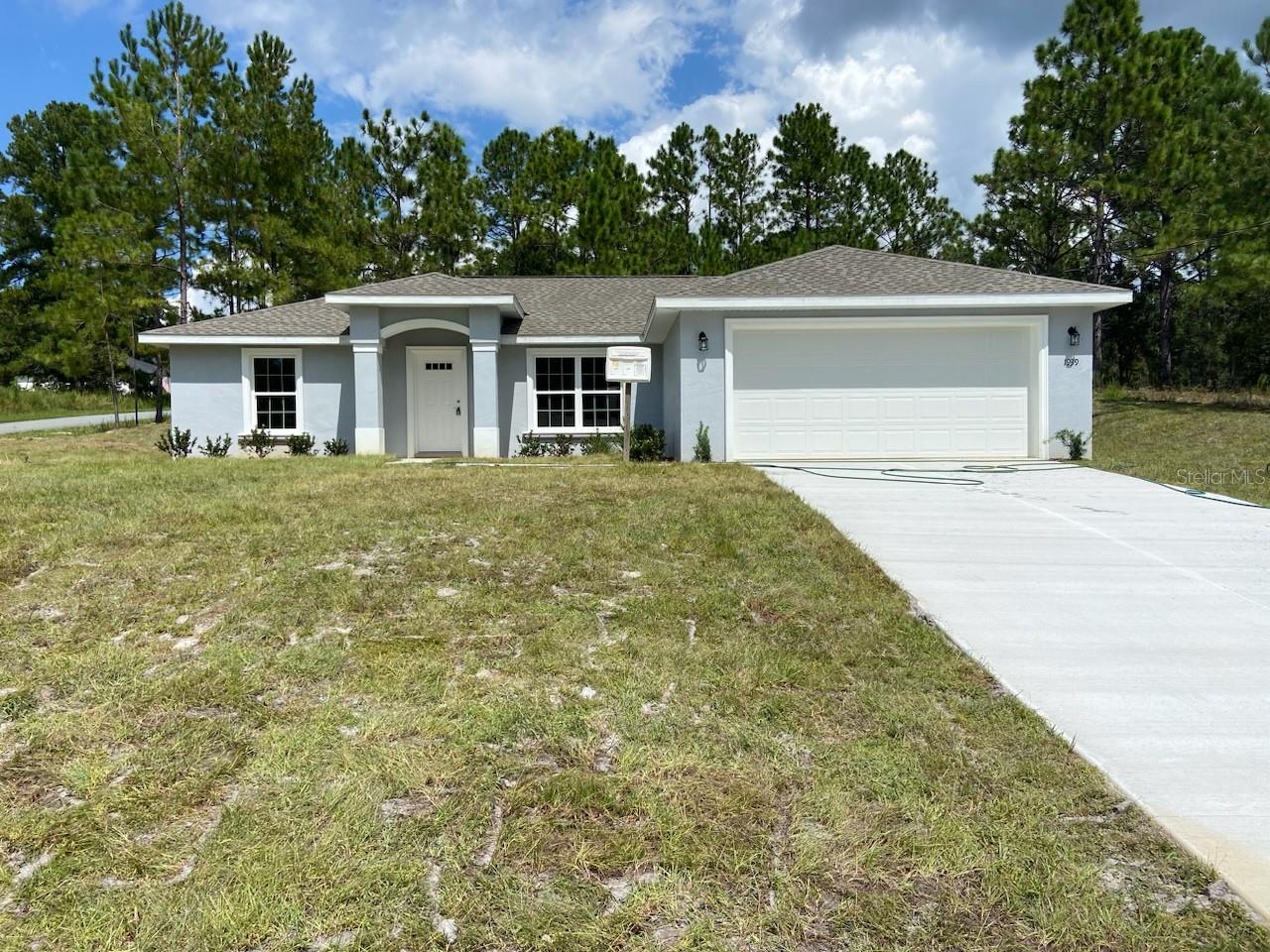 Corrine St, Dunnellon, FL 34434