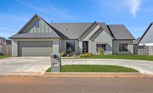 2707 Cloud Nine Circle, Weatherford, OK, 73096 | Card Image