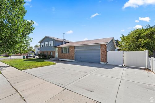 6351 S Moki Cir, West Jordan, UT, 84081-4032 | Card Image
