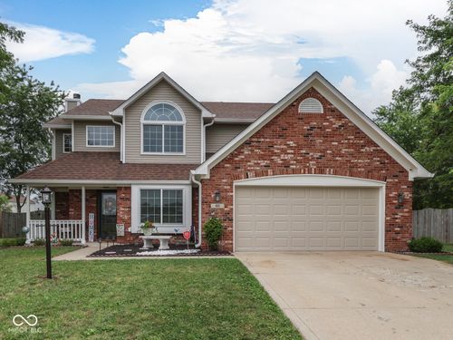 615 Hummingbird Ln, Whiteland, IN, 46184-9345 | Card Image