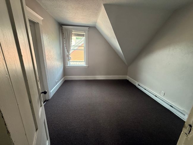 APT-3 - 8 Manor St, Condo with 2 bedrooms, 1 bathrooms and null parking in Worcester MA | Image 9
