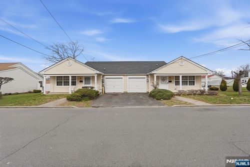 120 Carnegie Pl, Vauxhall, NJ, 07088-1409 | Card Image