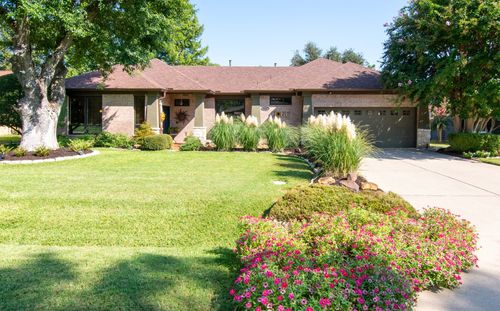 2518 Evinrude Dr, Grapevine, TX, 76051-4532 | Card Image
