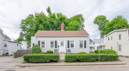 35 Water St, Quincy, MA, 02169-6630 | Card Image