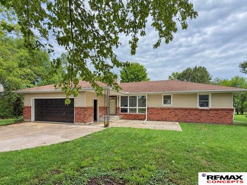 640 S Sherman Ave, Cortland, NE, 68331-3001 | Card Image