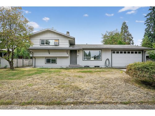 515 Ne 198th Ave, Portland, OR, 97230-8020 | Card Image