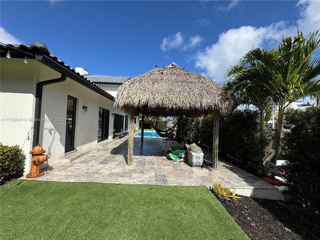 4000 Ne 23 Rd Ave, House other with 3 bedrooms, 4 bathrooms and null parking in Lighthouse Point FL | Image 38
