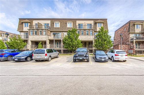 f-240 Rachel Cres, Kitchener, ON, N2R0E1 | Card Image