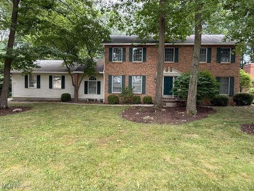 428 Cherry Hill Ln, Cortland, OH, 44410-1109 | Card Image