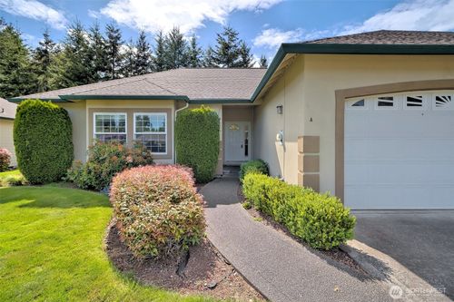 a-141 E Beaumont Dr, Shelton, WA, 98584-7898 | Card Image