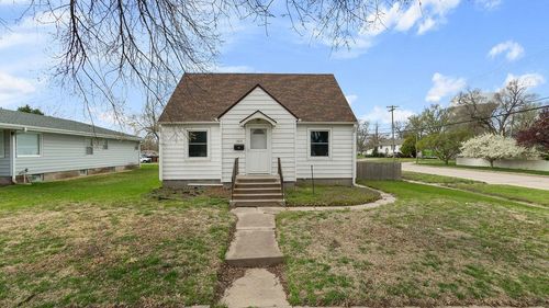 2621 7th St, Columbus, NE, 68601-6612 | Card Image